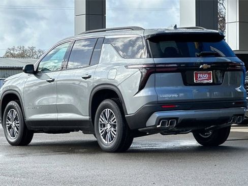 New 2026 Chevrolet Traverse LT image 7