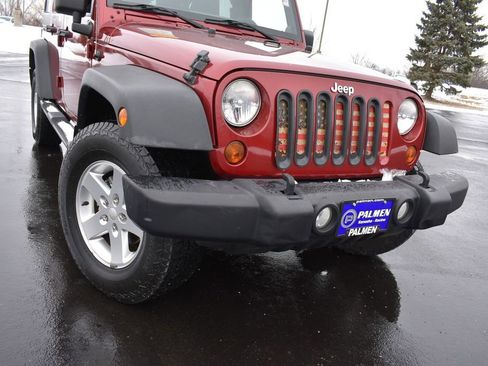 Used 2012 Jeep Wrangler Unlimited Sport image 2
