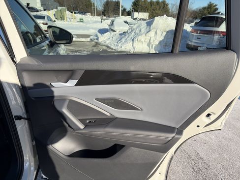 Used 2026 Volkswagen Tiguan SEL R-Line image 20