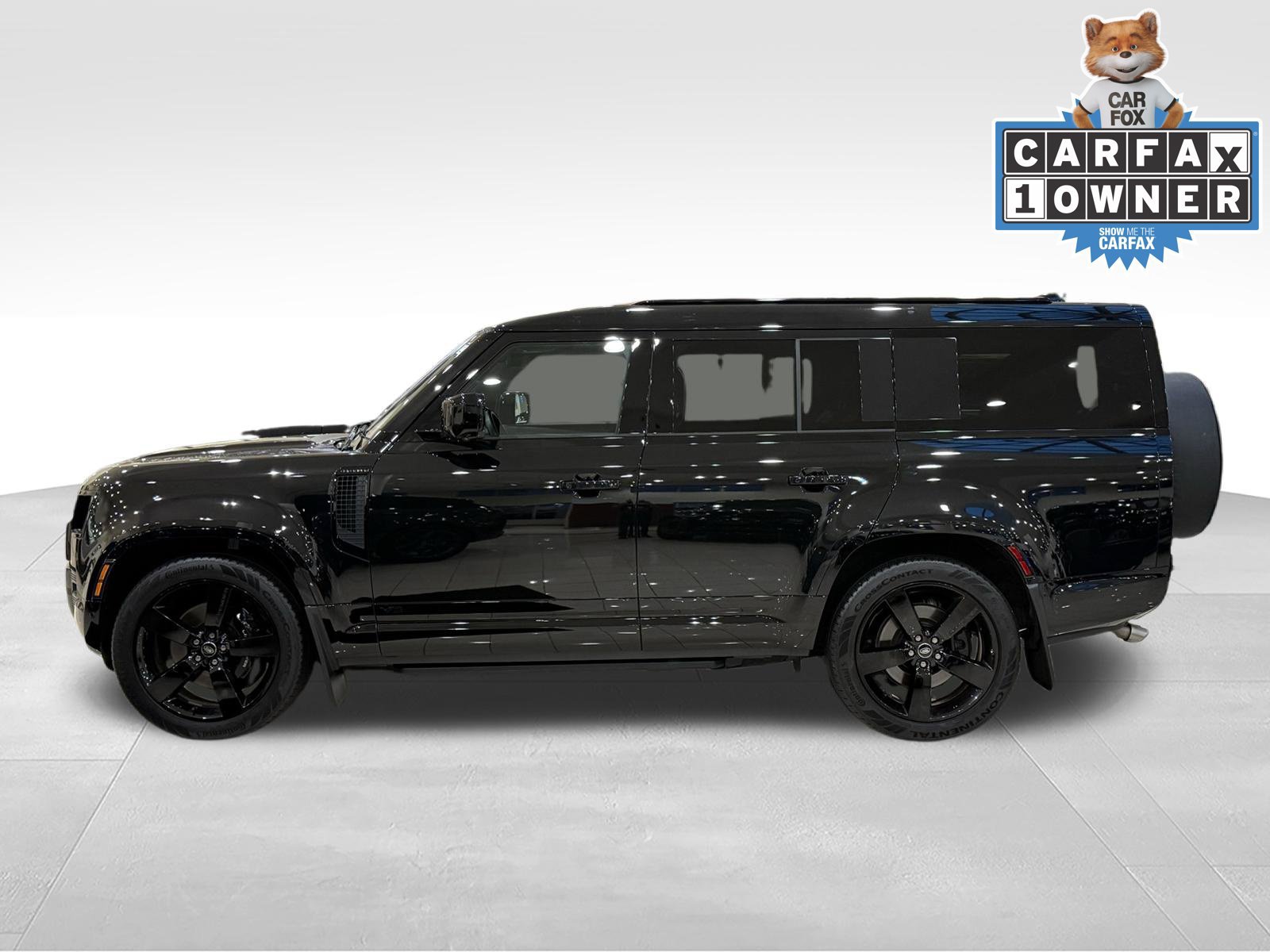 New 2025 Land Rover Defender 130 V8 AWD/4WD image 4