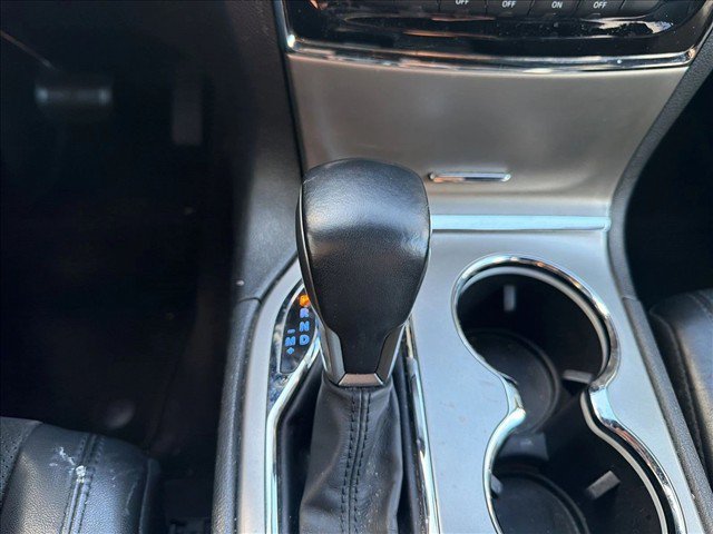 Used 2019 Jeep Grand Cherokee Altitude RWD image 18