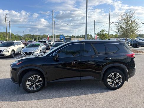 Used 2021 Nissan Rogue SV w/ Premium Package AWD/4WD image 4