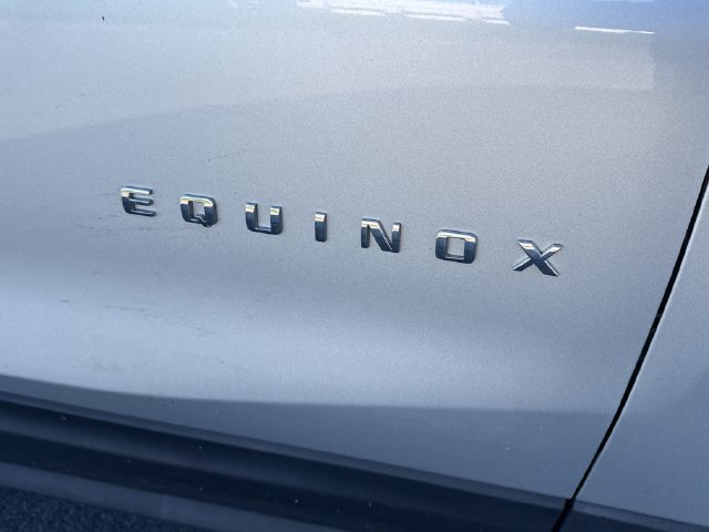 Used 2021 Chevrolet Equinox LS w/ LS Convenience Package AWD/4WD image 13