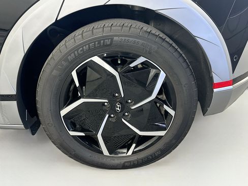 Used 2024 Hyundai Ioniq 5 Limited RWD image 11