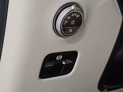 Certified 2026 Mercedes-Benz GLC 300 4MATIC image 25