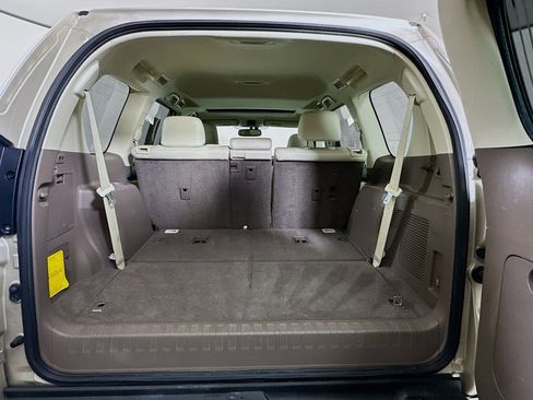 Used 2015 Lexus GX 460 w/ Premium Package image 32