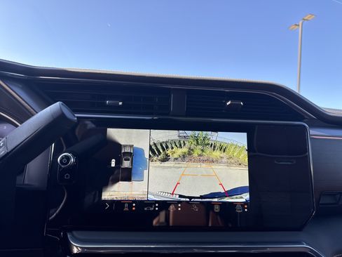 Used 2025 GMC Sierra 2500 Denali Ultimate image 25