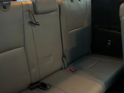 Used 2023 Toyota Highlander Limited image 59