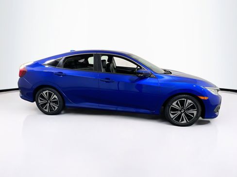 Used 2017 Honda Civic EX-L image 4
