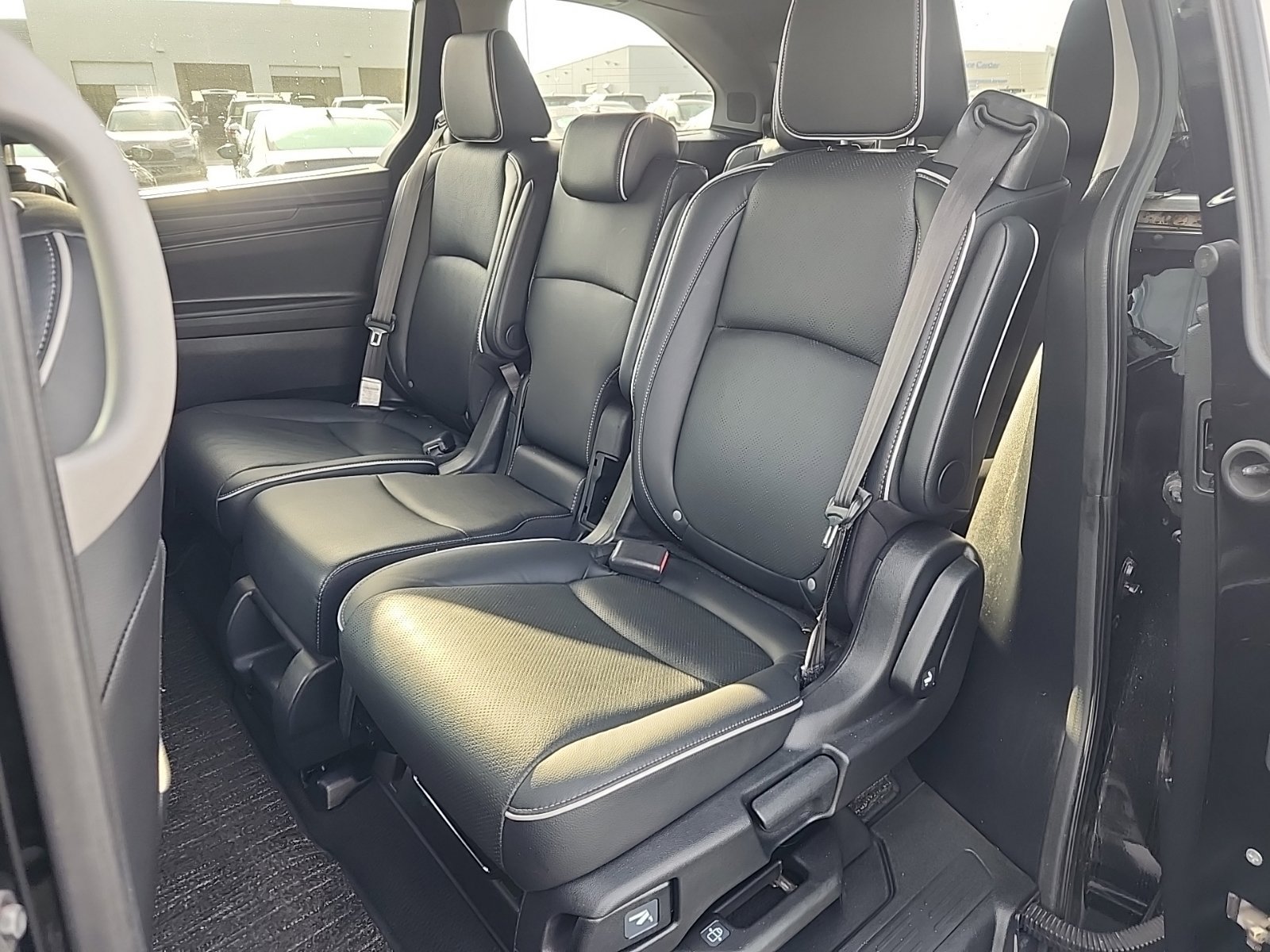Used 2022 Honda Odyssey Elite image 18