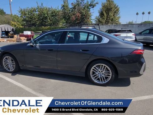 Used 2024 BMW 530i RWD image 6