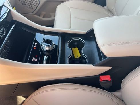 New 2026 Jeep Grand Cherokee Limited AWD/4WD image 17