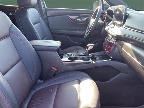 Used 2025 Chevrolet Blazer RS image 19
