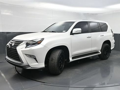 Used 2023 Lexus GX 460 Premium w/ Accessory Package AWD/4WD image 5