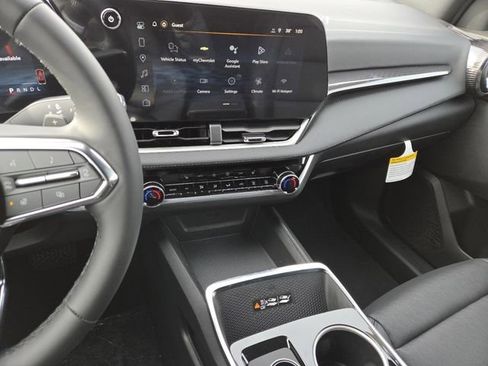 New 2026 Chevrolet Equinox LT w/ Convenience Package II image 37