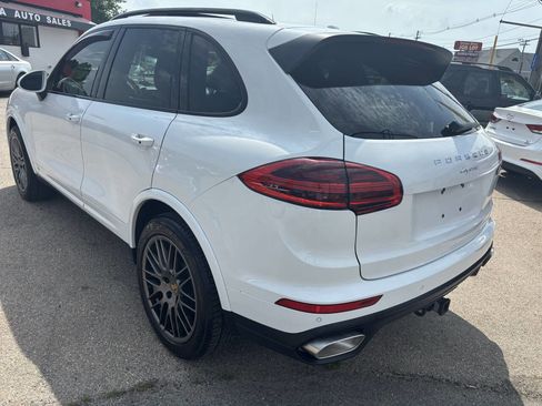 Used 2018 Porsche Cayenne Platinum Edition AWD/4WD image 6