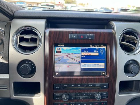 Used 2012 Ford F150 Lariat w/ Lariat Chrome Pkg image 11