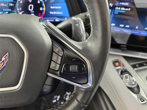 Used 2024 Chevrolet Corvette Stingray image 19