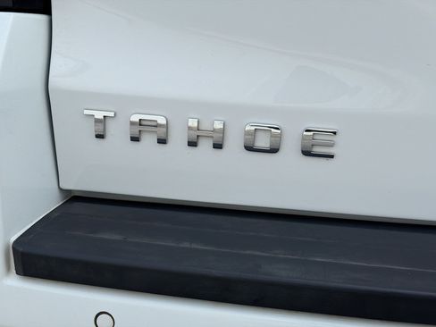 Used 2020 Chevrolet Tahoe LT RWD image 11