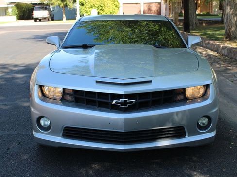 Used 2010 Chevrolet Camaro SS w/ RS Package image 4