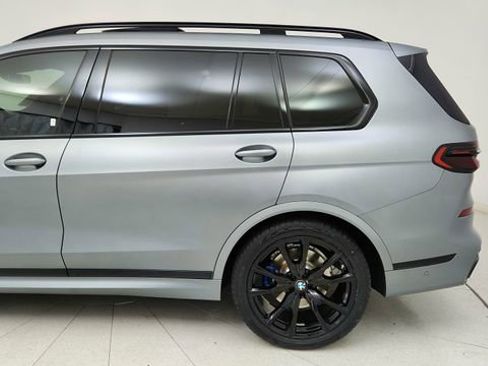 Used 2024 BMW X7 xDrive40i w/ M Sport Package image 10