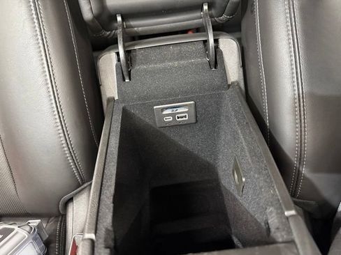 Used 2023 Cadillac XT6 Premium Luxury AWD/4WD image 32