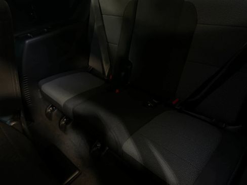 Used 2022 Chevrolet Traverse LT image 16