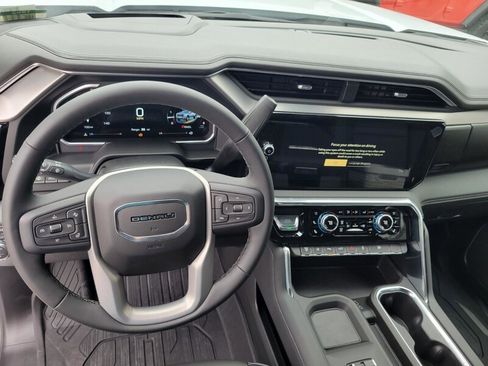 New 2026 GMC Sierra 3500 Denali w/ Denali Reserve Package image 13