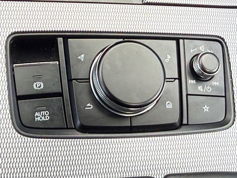 Used 2024 MAZDA CX-90 Plug-In Hybrid w/ Preferred AWD/4WD image 19