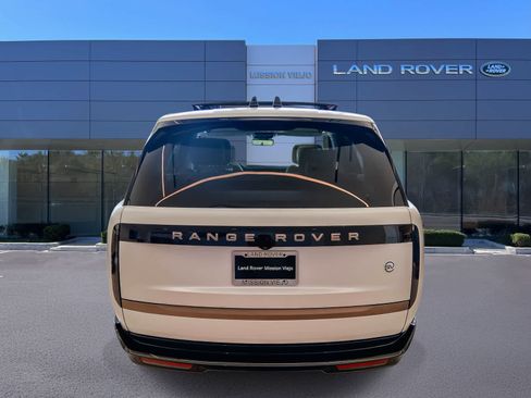 New 2026 Land Rover Range Rover SV AWD/4WD image 5