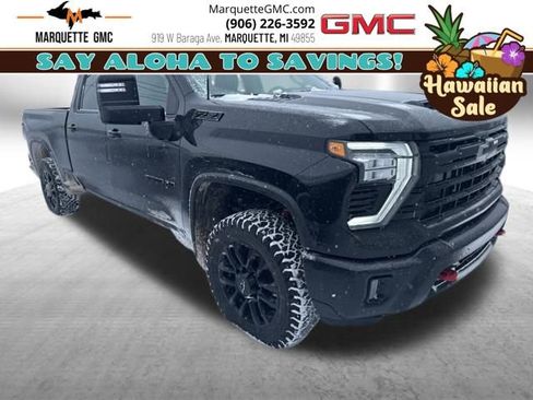 Used 2025 Chevrolet Silverado 2500 LT w/ Trail Boss Package image 1