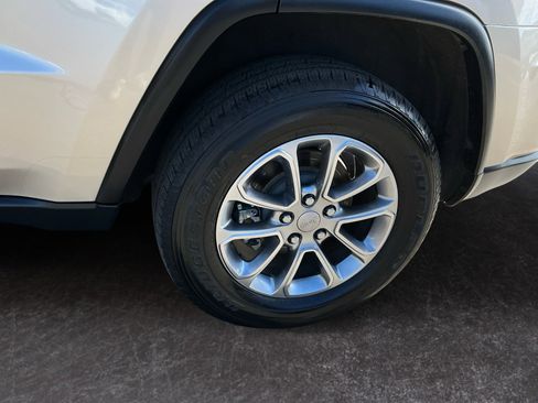 Used 2015 Jeep Grand Cherokee Limited w/ Luxury Group II image 9