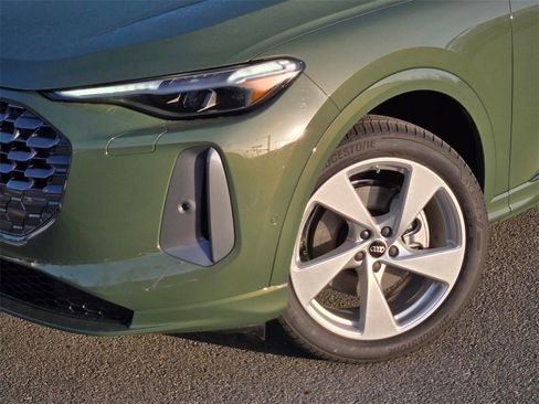 New 2025 Audi Q5 2.0T Premium Plus image 9