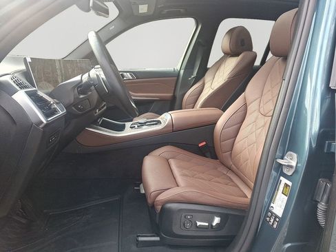 Certified 2025 BMW X5 xDrive40i w/ Premium Package image 14