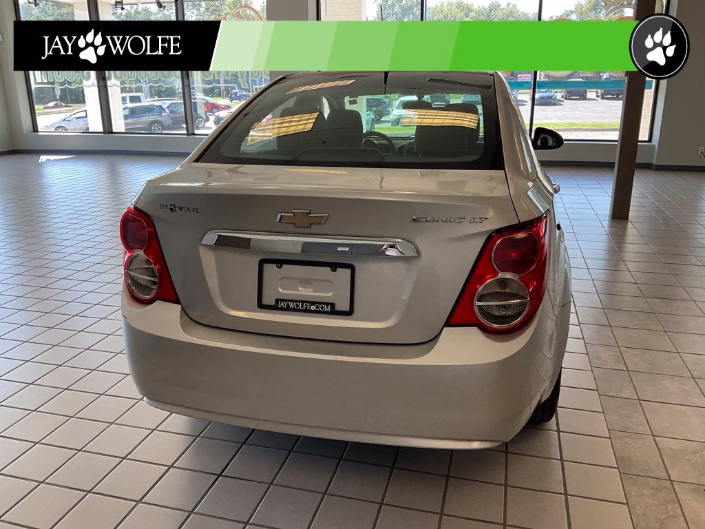 Used 2014 Chevrolet Sonic LT FWD image 5