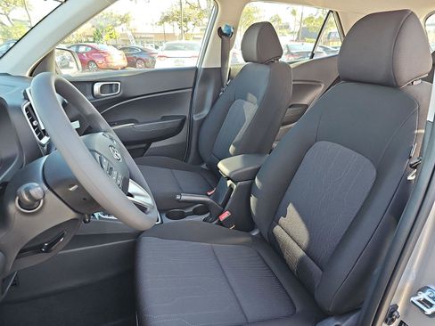 New 2026 Hyundai Venue SE FWD image 14