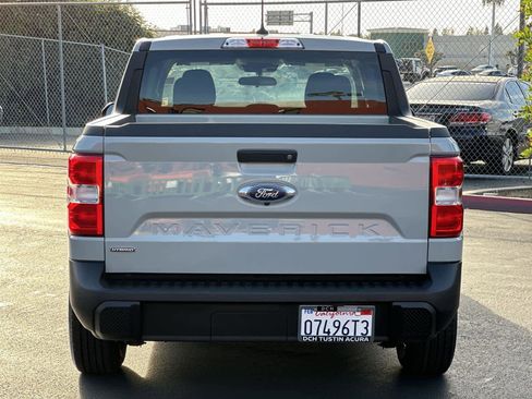 Used 2023 Ford Maverick XL image 5