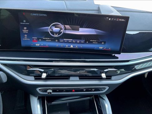 Used 2025 BMW X6 M60i AWD/4WD image 15