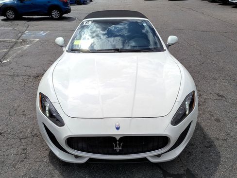 Used 2014 Maserati GranTurismo MC image 3