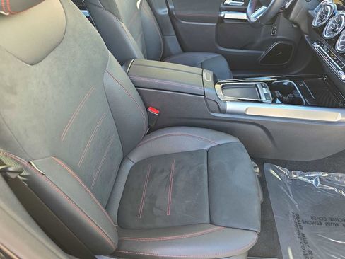 Used 2024 Mercedes-Benz EQB 250+ EQB 250+ image 18