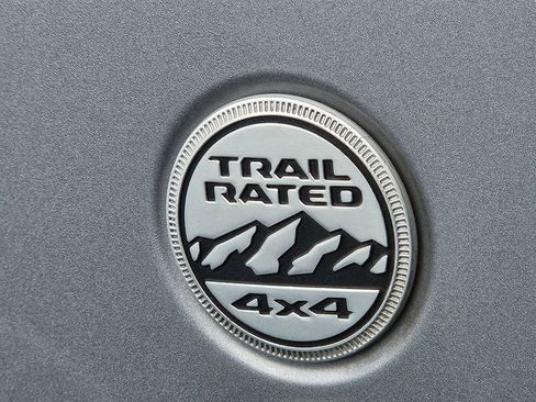 Used 2020 Jeep Wrangler Unlimited Sahara image 13