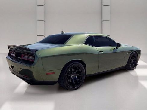 Used 2019 Dodge Challenger SRT Hellcat w/ Alcantara Appearance Package RWD image 5
