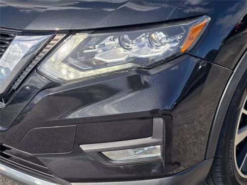 Used 2019 Nissan Rogue SL w/ Premium Package FWD image 10