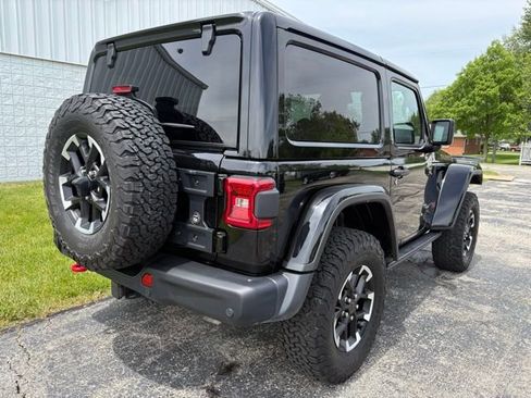 Used 2024 Jeep Wrangler Rubicon AWD/4WD image 15