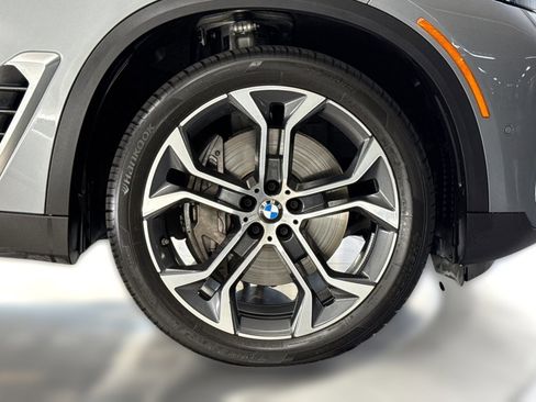 Used 2026 BMW X5 xDrive50e w/ Climate Comfort Package AWD/4WD image 11