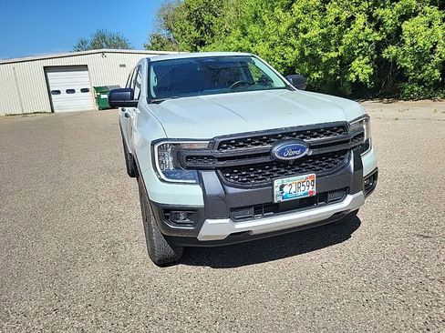Used 2024 Ford Ranger XLT AWD/4WD image 4