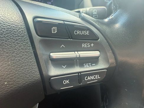 Used 2019 Hyundai Kona SEL FWD image 13