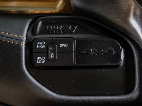 Used 2024 RAM 2500 Limited AWD/4WD image 25
