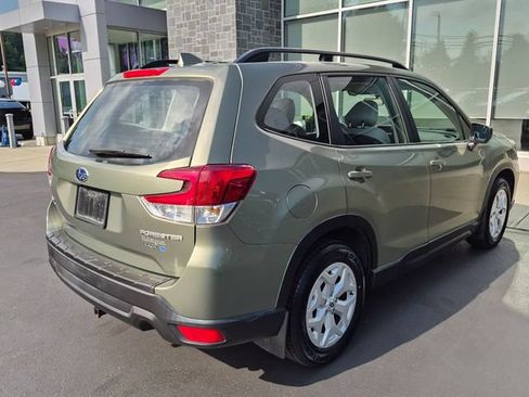 Used 2021 Subaru Forester AWD/4WD image 3