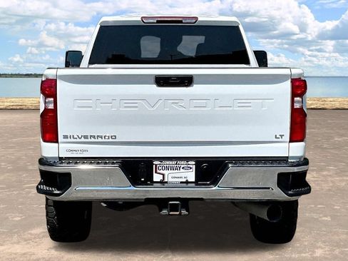 Used 2025 Chevrolet Silverado 2500 LT w/ Convenience Package AWD/4WD image 7
